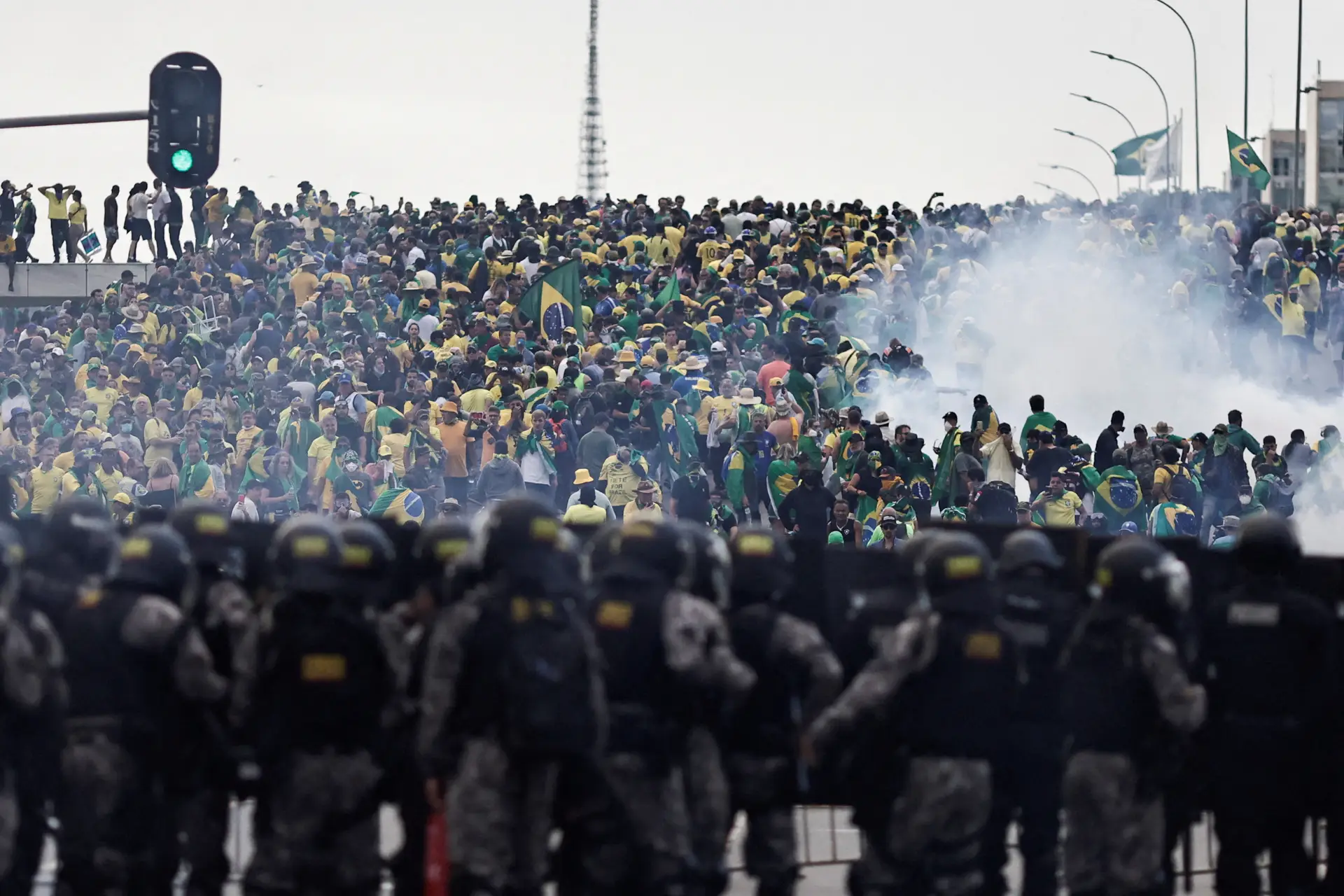 Ataque às sedes do poder Executivo, Legislativo e Judicial em Brasília, a 8 de janeiro de 2023