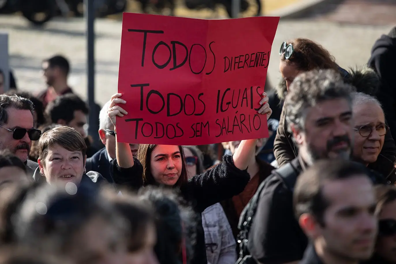Salários em atraso na Global Media dão origem a queixas na ACT