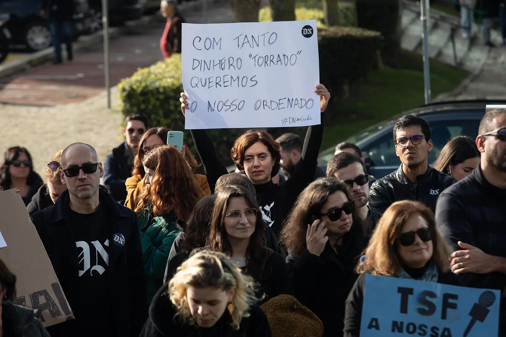 Investidores e empresários nacionais interessados em comprar jornais e revistas da Global Media (o DN não está incluído)
