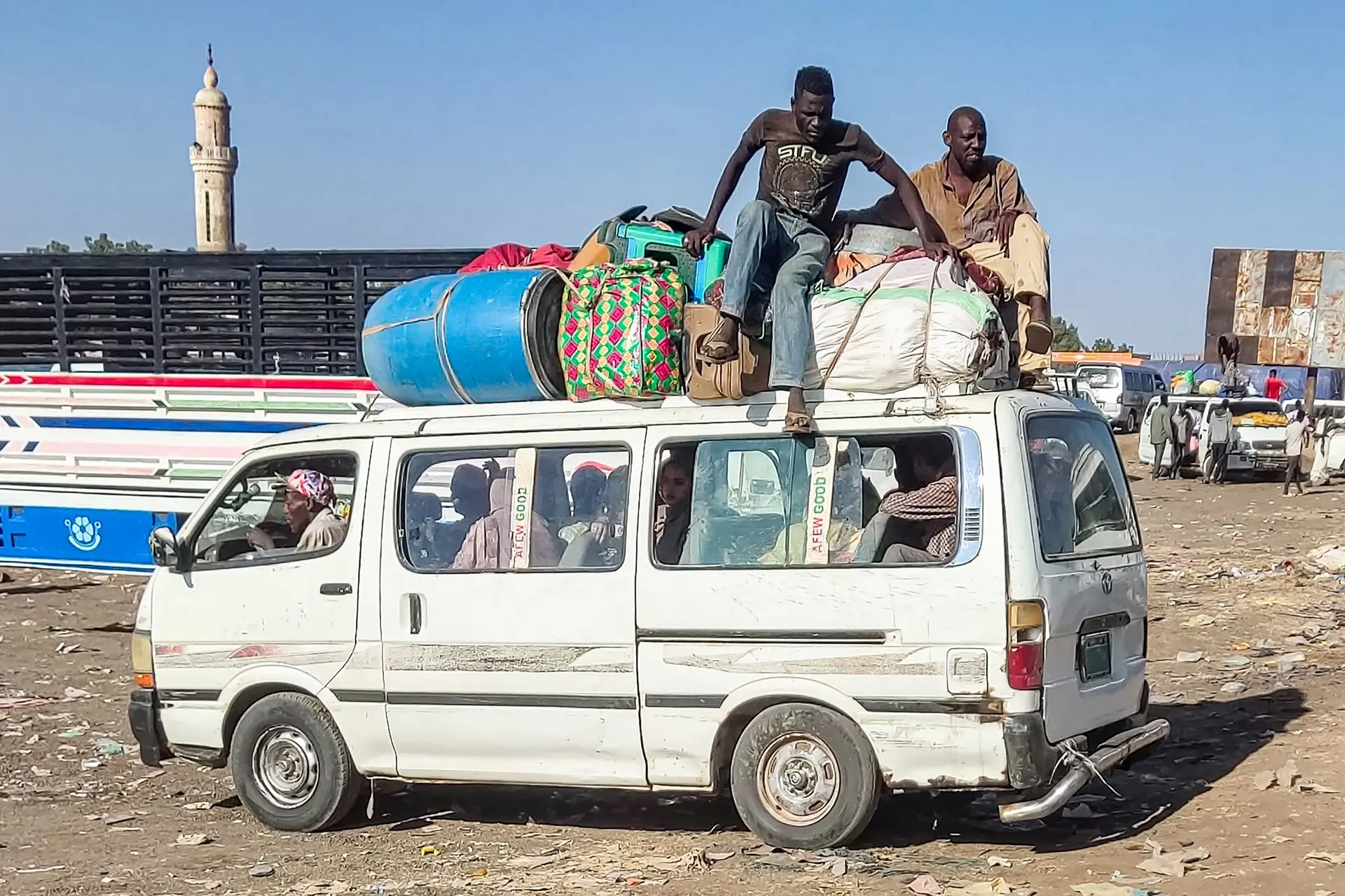 Refugiados fogem da guerra no Sudão