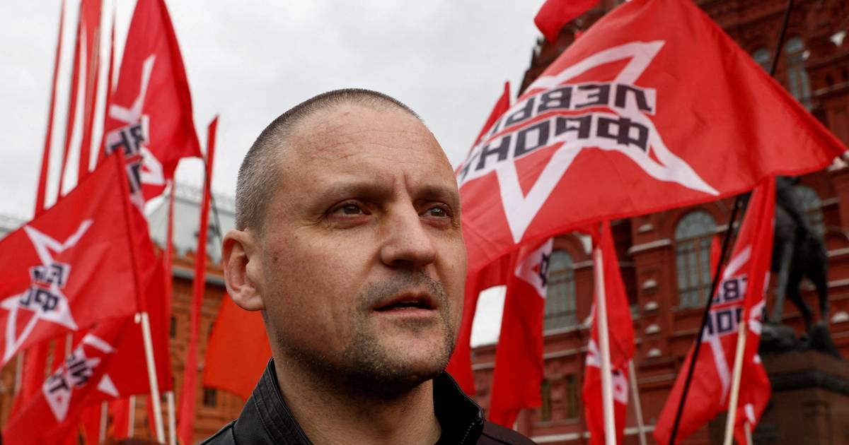 Ativista russo pró-guerra e crítico de Putin detido por terrorismo