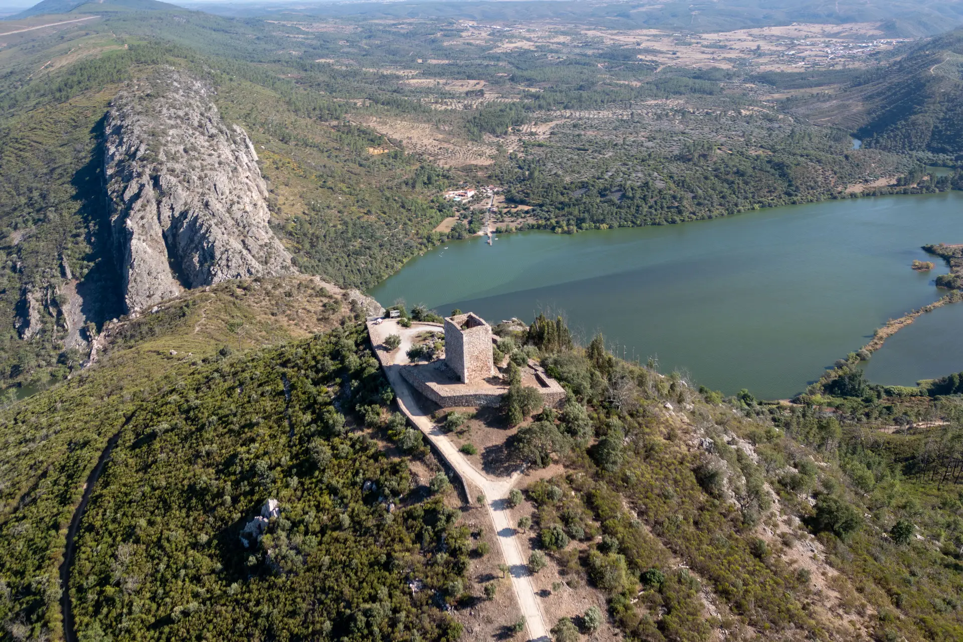 Castelo do rei Wamba em Vila Velha de Ródão