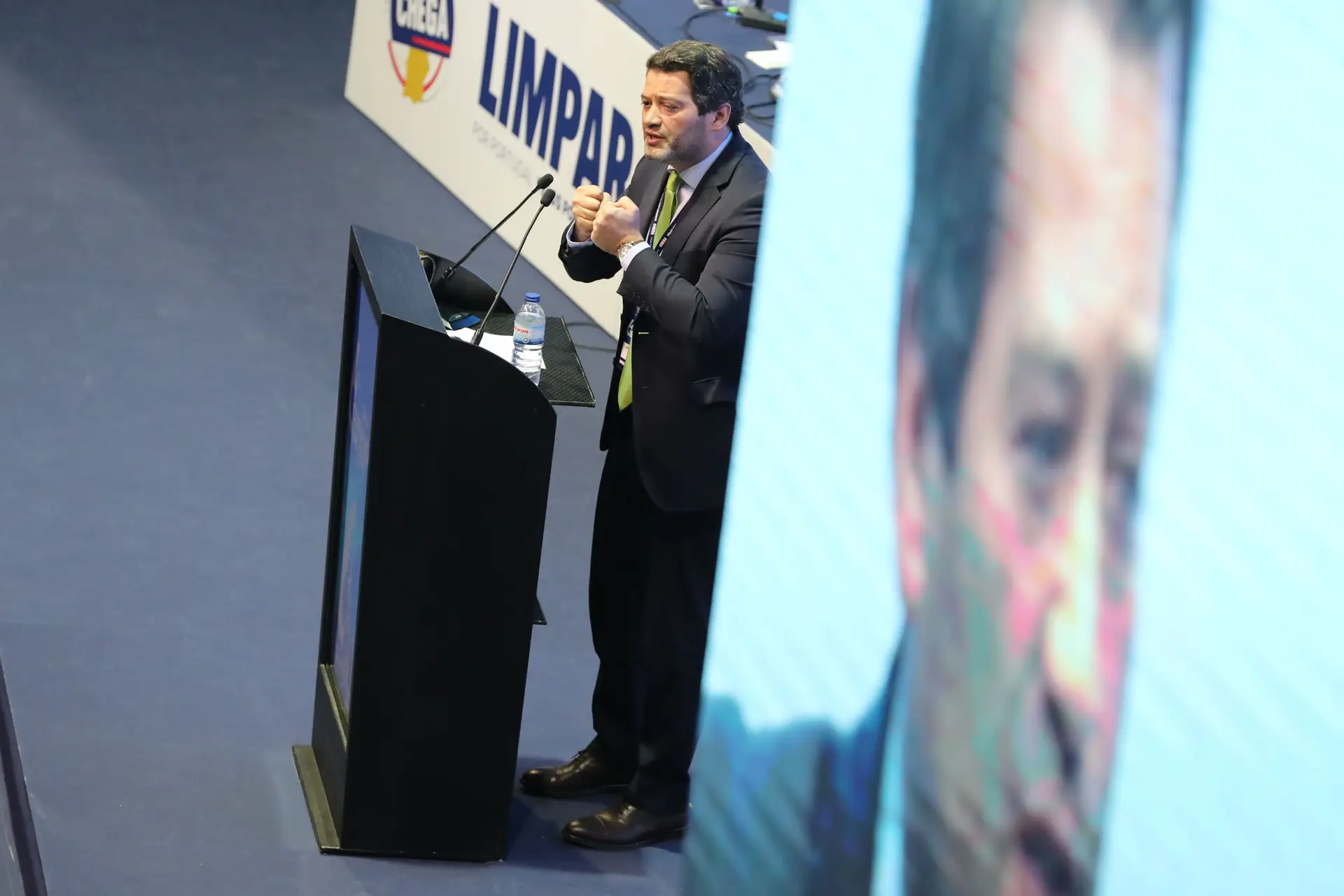 Chega exige “auditoria externa às contas do Governo nas últimas duas legislaturas”: o programa eleitoral de Ventura para o poder