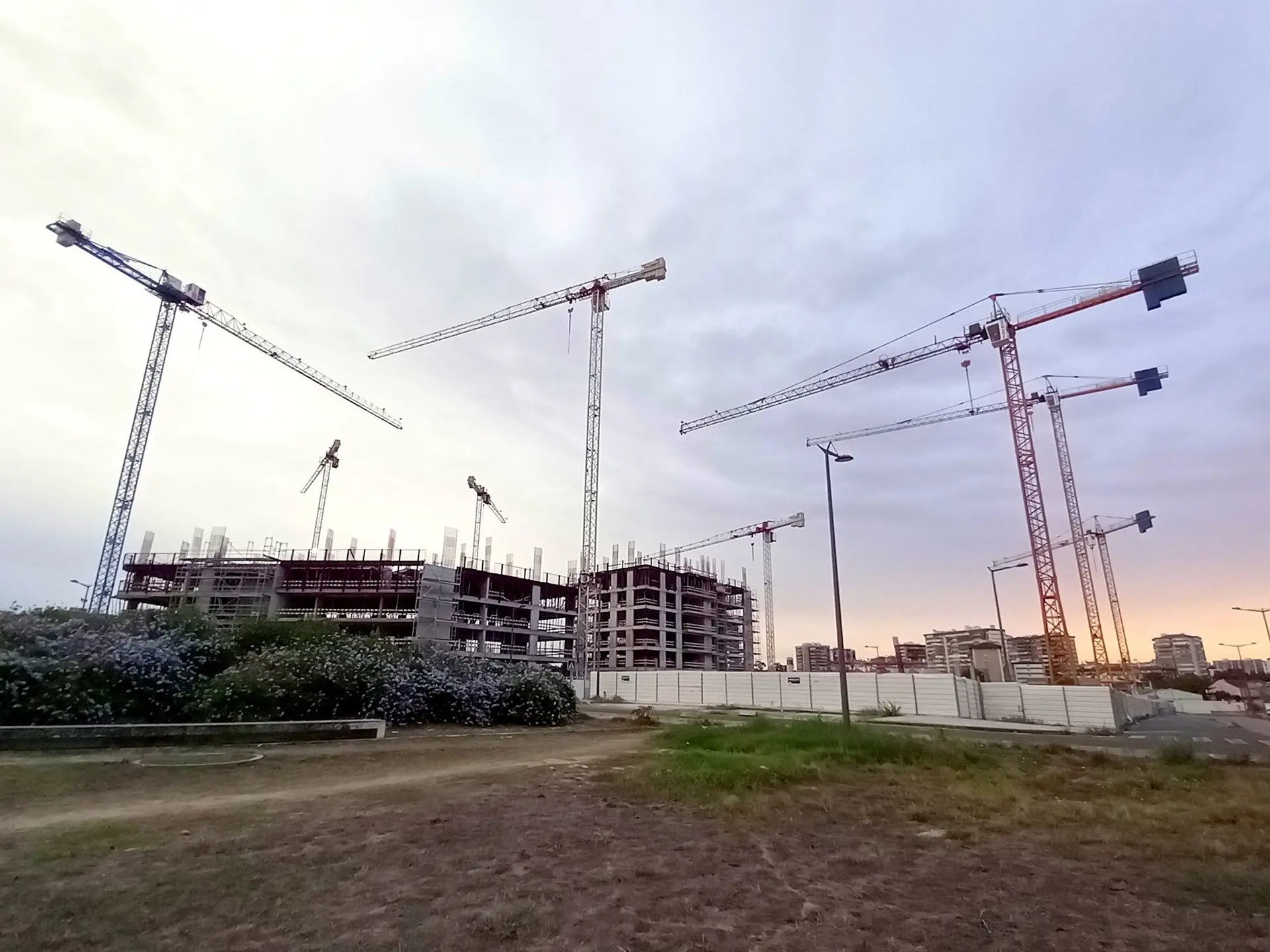 PRR: Estado tem dois anos para construir 15.062 habitações