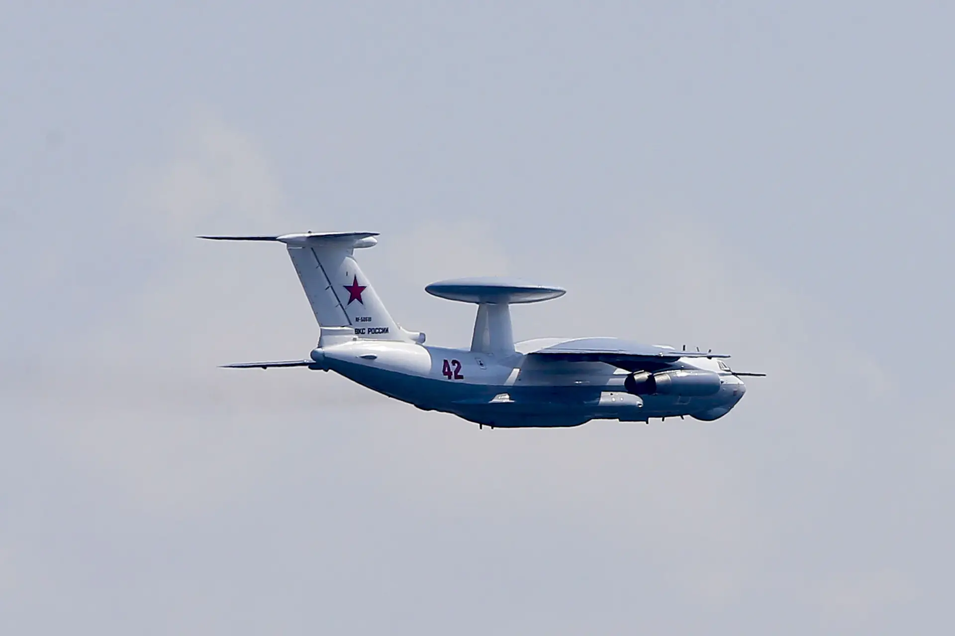 Um dos aviões russos A-50, em 2020
