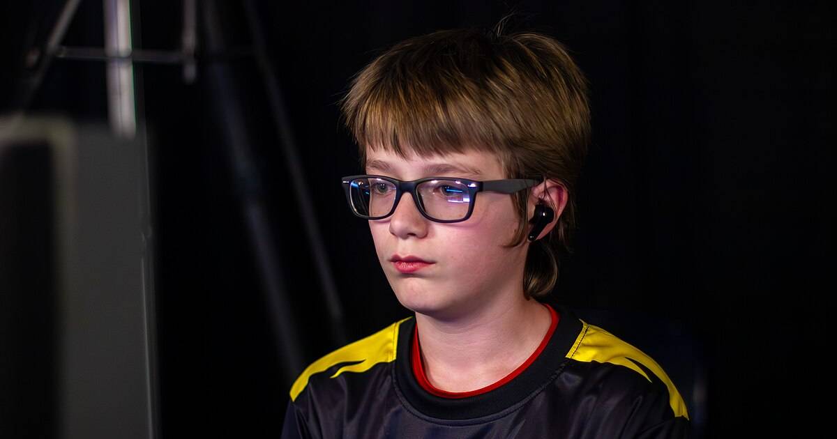 Inimigo Público: Miúdo de 13 anos que venceu o Tetris ainda não conseguiu bater o E-Fatura