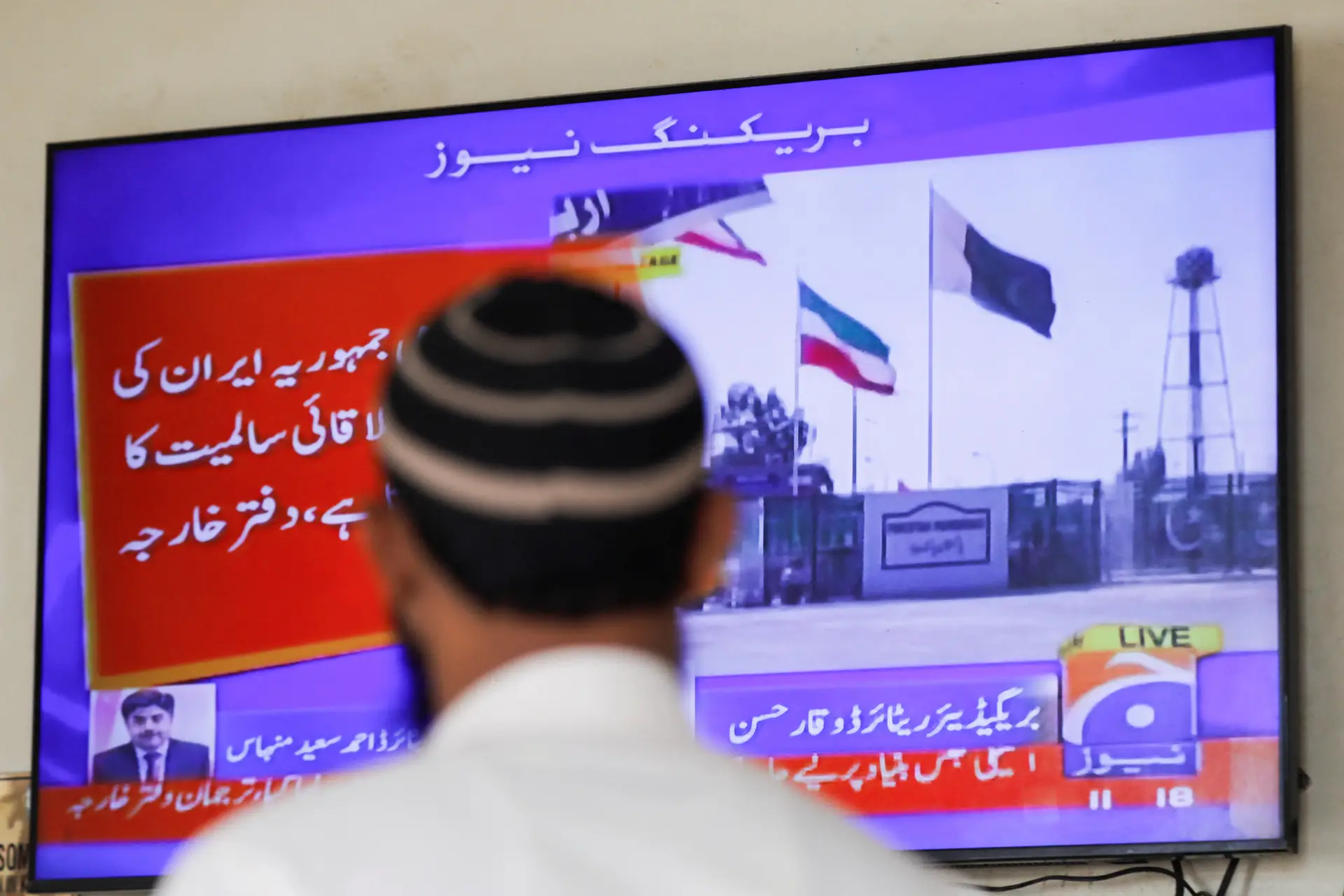 Televisão paquistanesa noticiou ataques em território iraniano