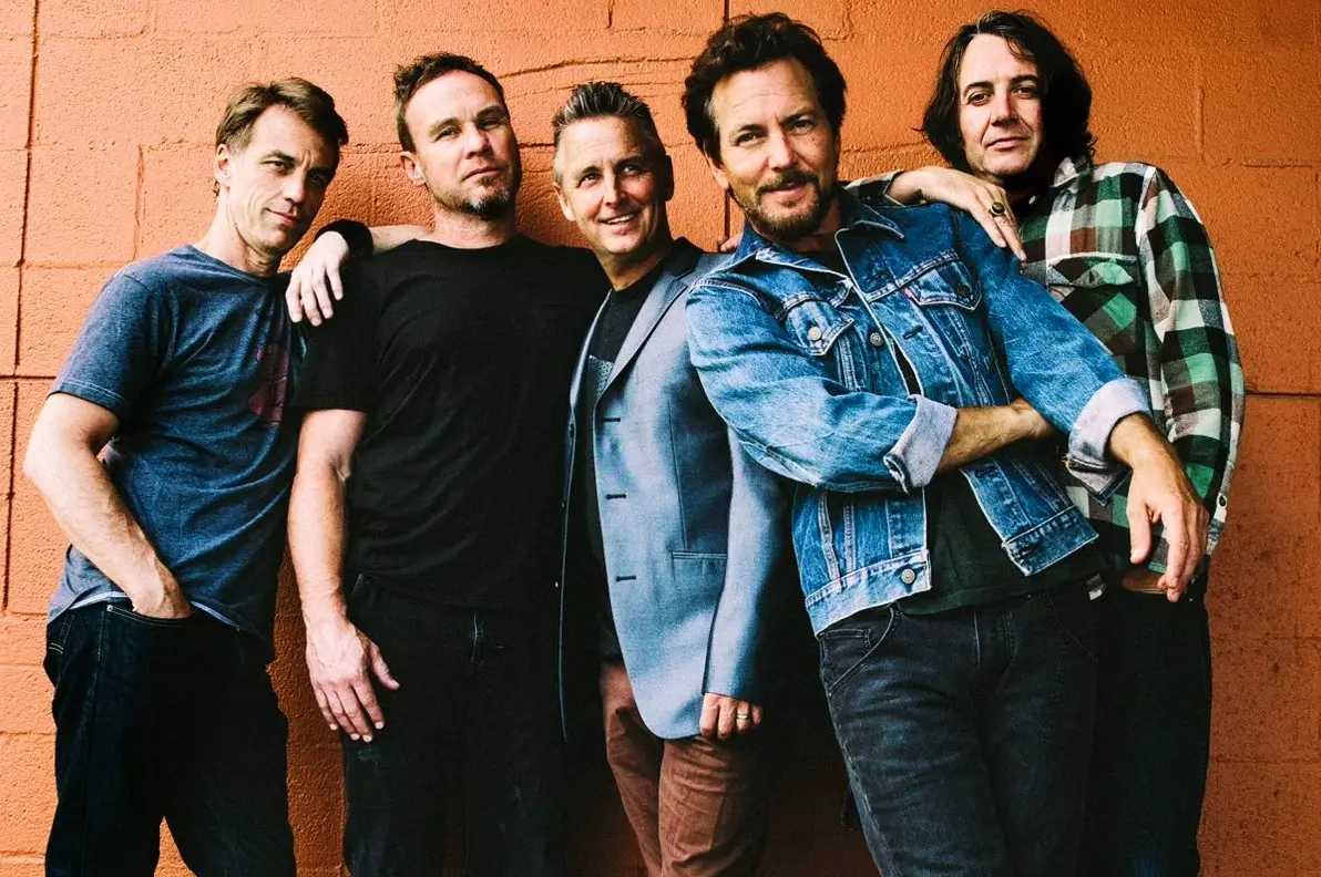 Pearl Jam: as canções que deveriam ter sido êxitos mas não foram. Uma  playlist para fãs dedicados - Expresso
