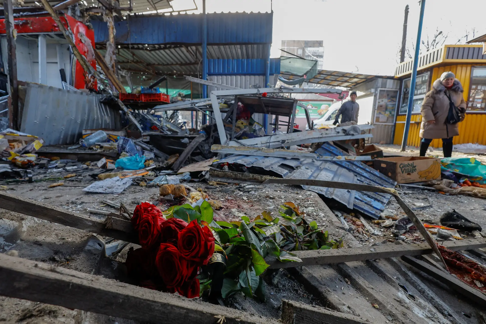 Mercado na região de Donetsk, após um bombardeamento russo a 22 de janeiro de 2024