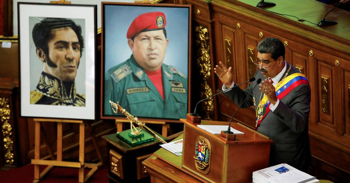 Detidos 31 civis e ex-militares venezuelanos acusados de conspirar contra Nicolás Maduro