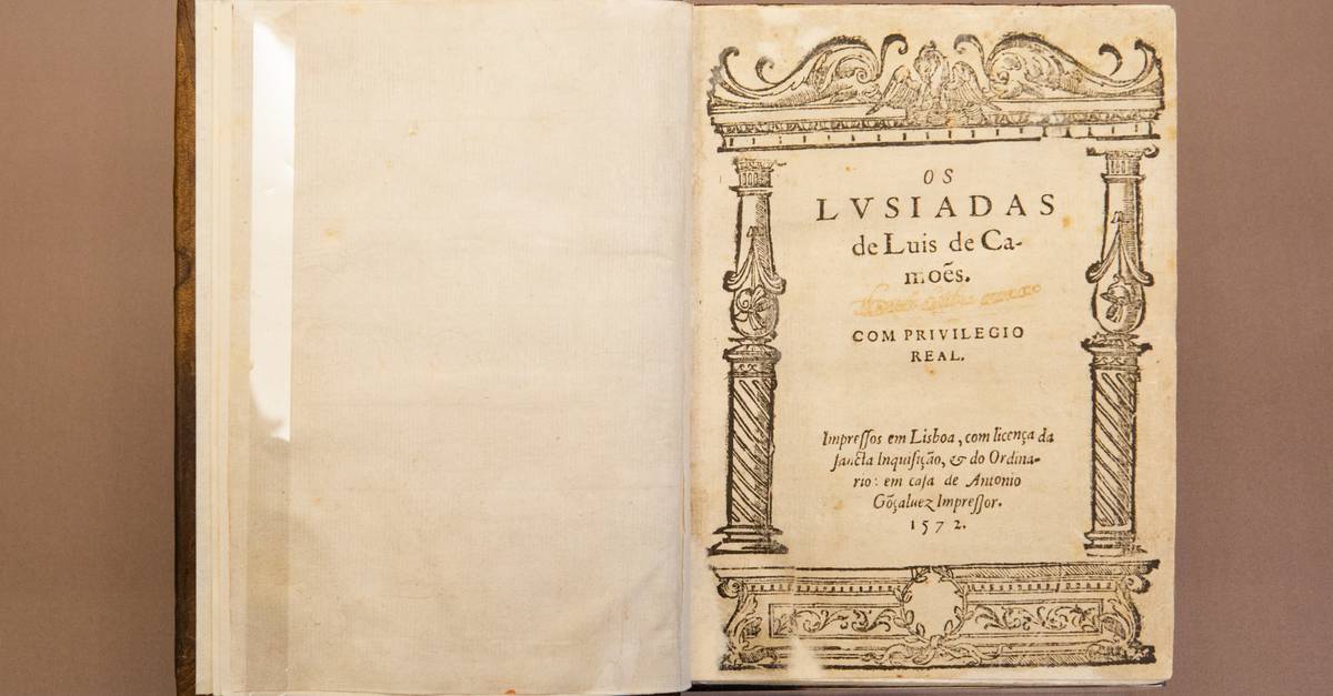 Camões nasceu há 500 anos e o Porto celebra a obra “profundamente moderna”: primeira edição e raros exemplares d“Os Lusíadas” em exposição