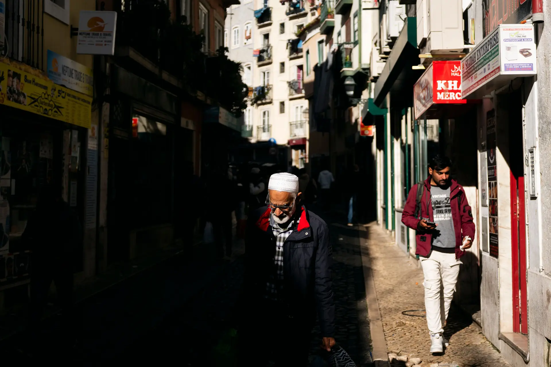 Sondagem Expresso/SIC: aumentam as pessoas que defendem abertura de portas a imigrantes em Portugal