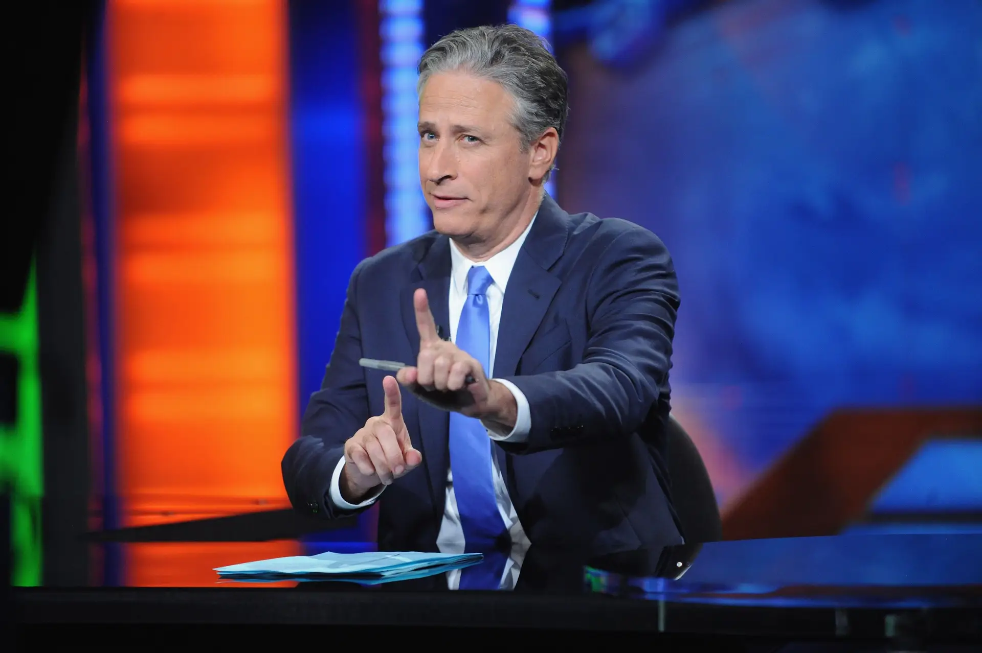 Jon Stewart volta a apresentar "The Daily Show" em ano de eleições nos