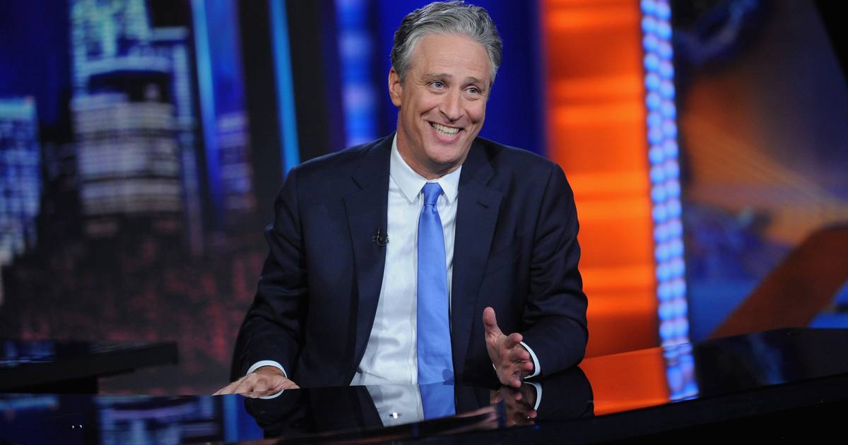As eleições chamam por ele: Jon Stewart vai regressar ao “Daily Show”