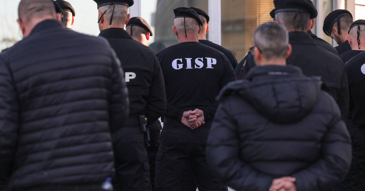 Guardas prisionais chegam a acordo com o Governo e desistem de greve geral