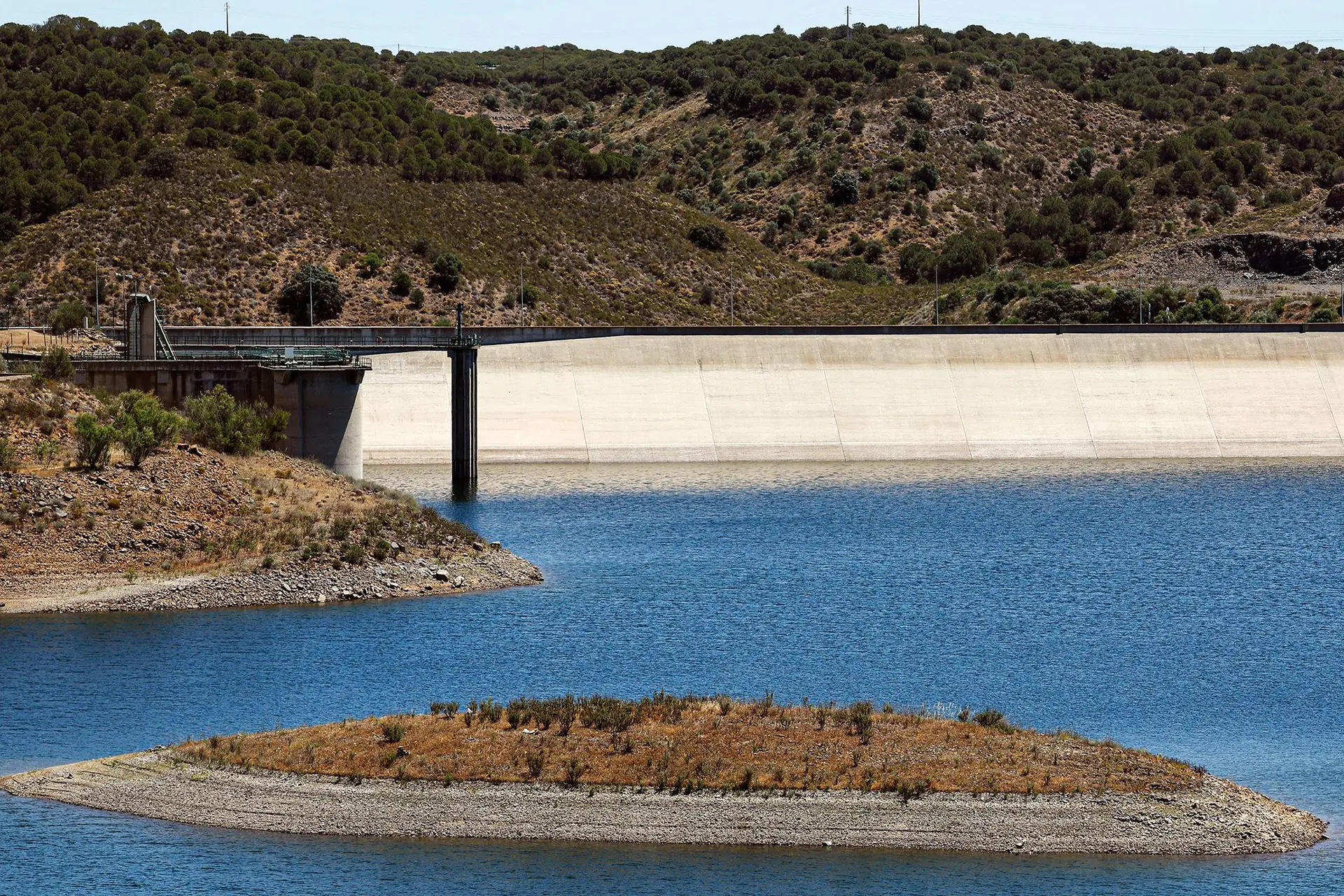 Falta de água no Algarve exige medidas drásticas que passam pela redução do consumo