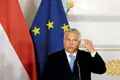 UE responde a “problema persistente” com ameaça e Orbán cede, por fim