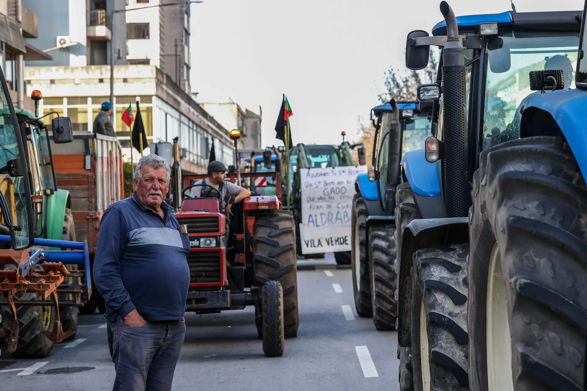 Protesto dos agricultores: Governo anuncia que maior parte dos apoios avança este mês (com vídeos)