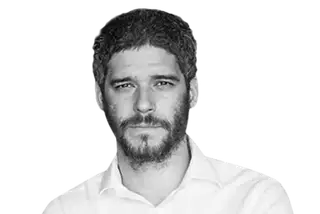 Repensar a democracia: por que motivo já não basta defender o status quo?