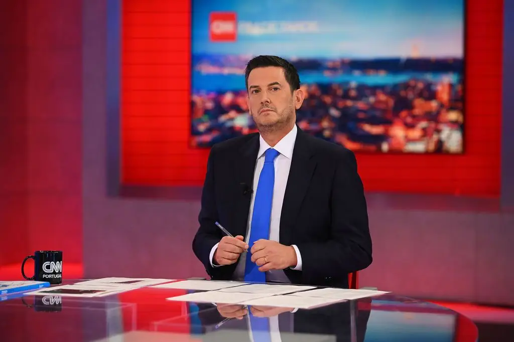 Rui Rocha acusa Rui Tavares de experimentalismo, Tavares diz que liberais acreditam num "pote no fim do arco-irís"