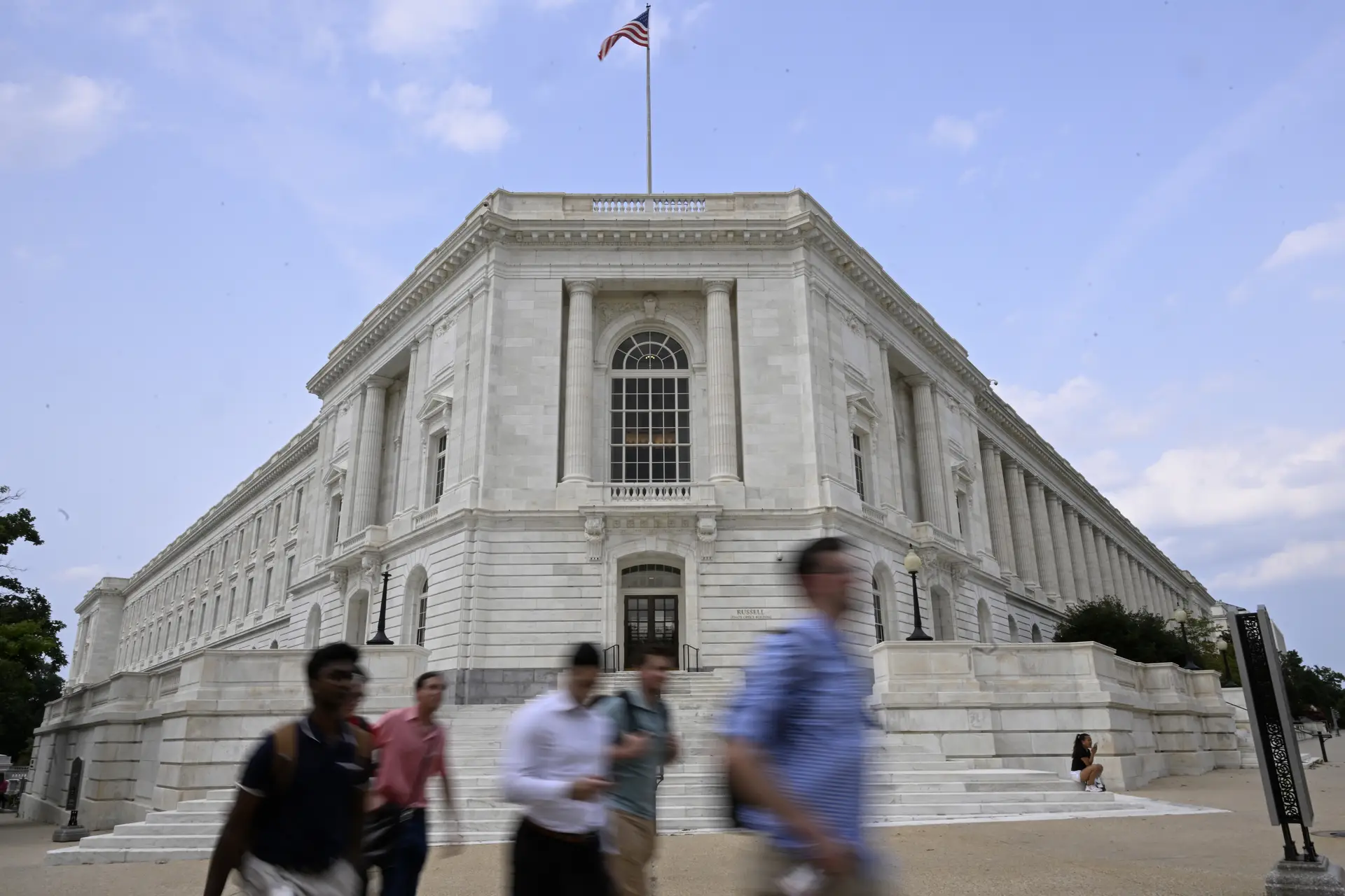 Ucrânia paga a fatura pelo “caos” em Washington