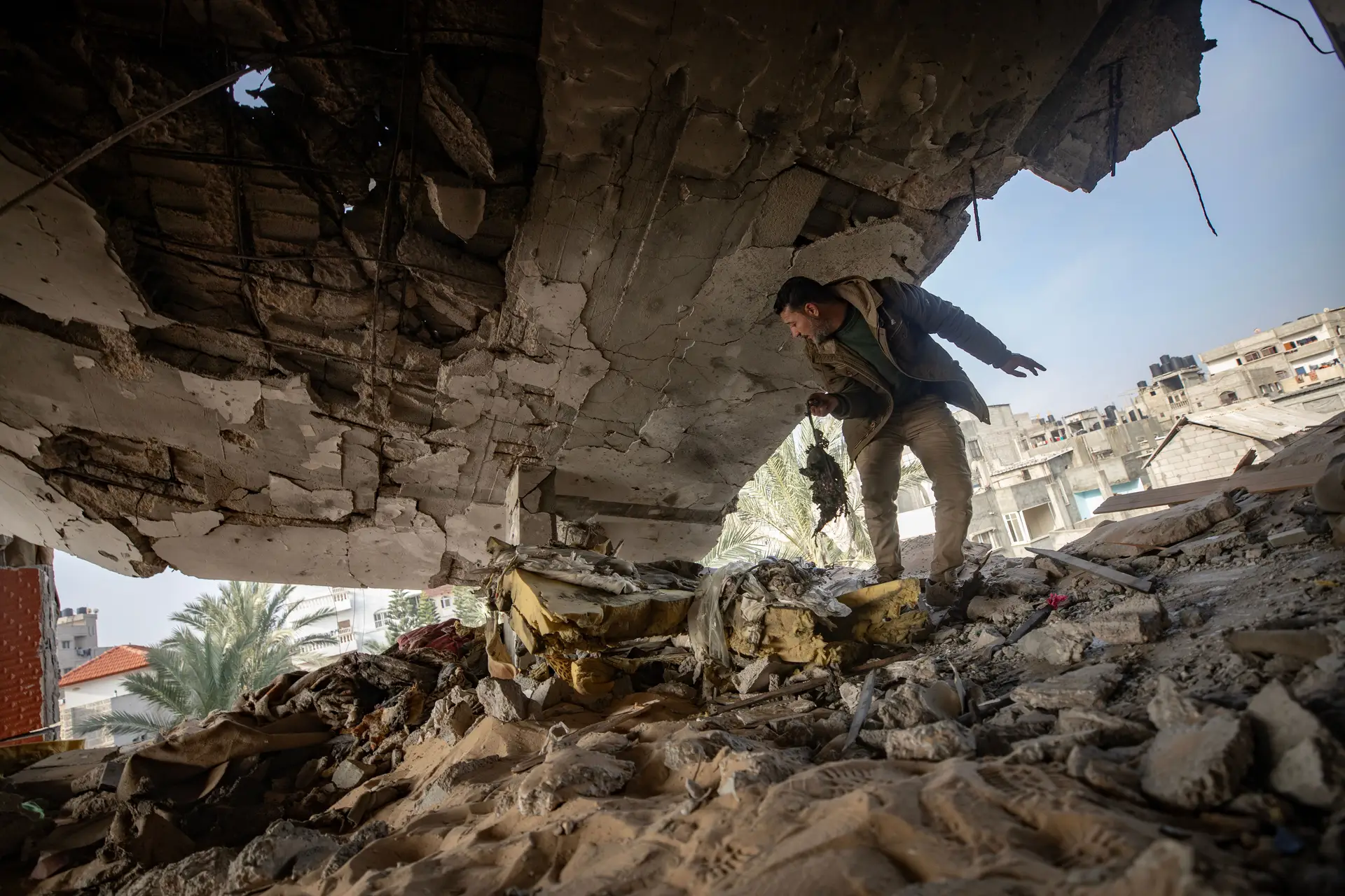 Israel planeia grande ofensiva em Rafah, agravando o "pesadelo humanitário"