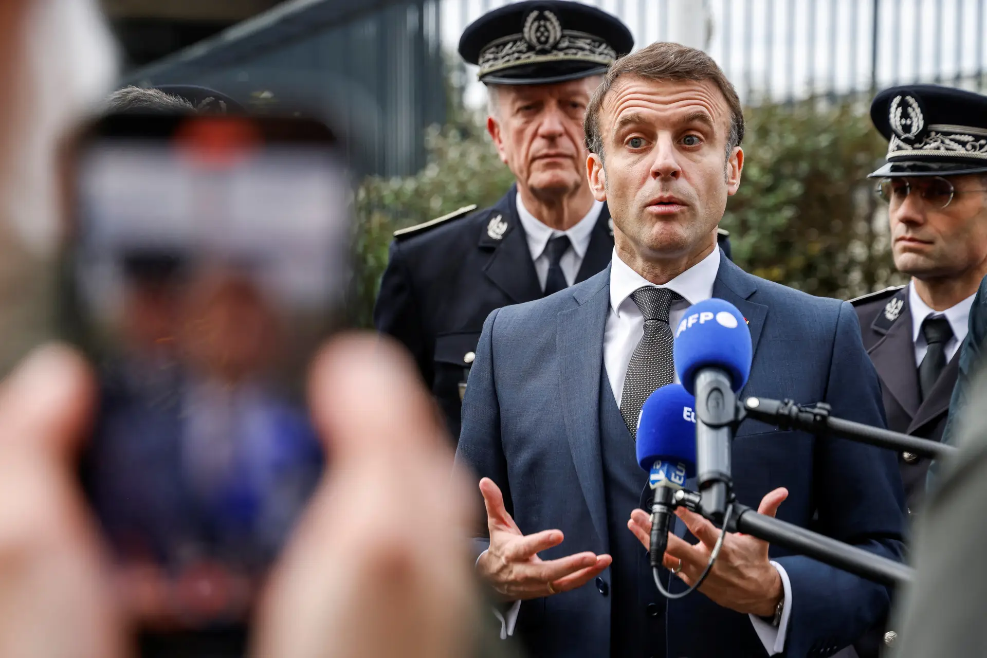 Macron enfrentou protestos dos agricultores na abertura do Salão Agrícola, em Paris