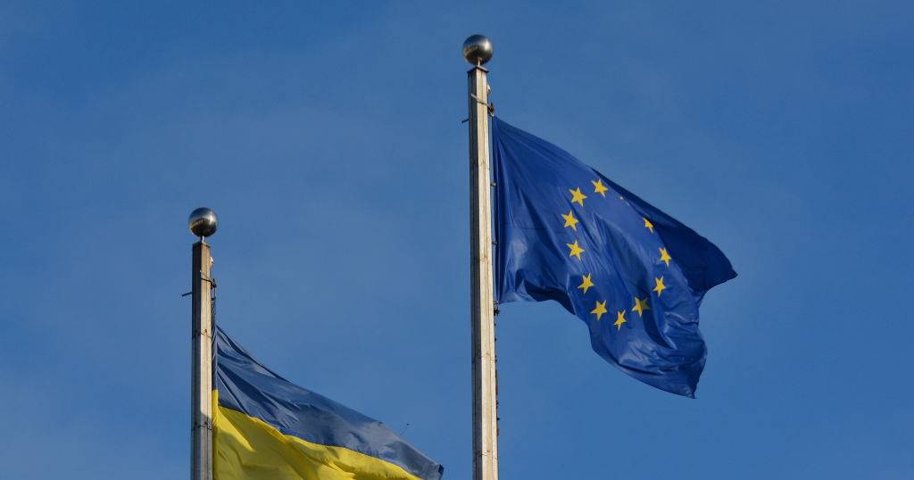 Negociações formais de adesão da Ucrânia e Moldávia à UE começam a 25 de junho