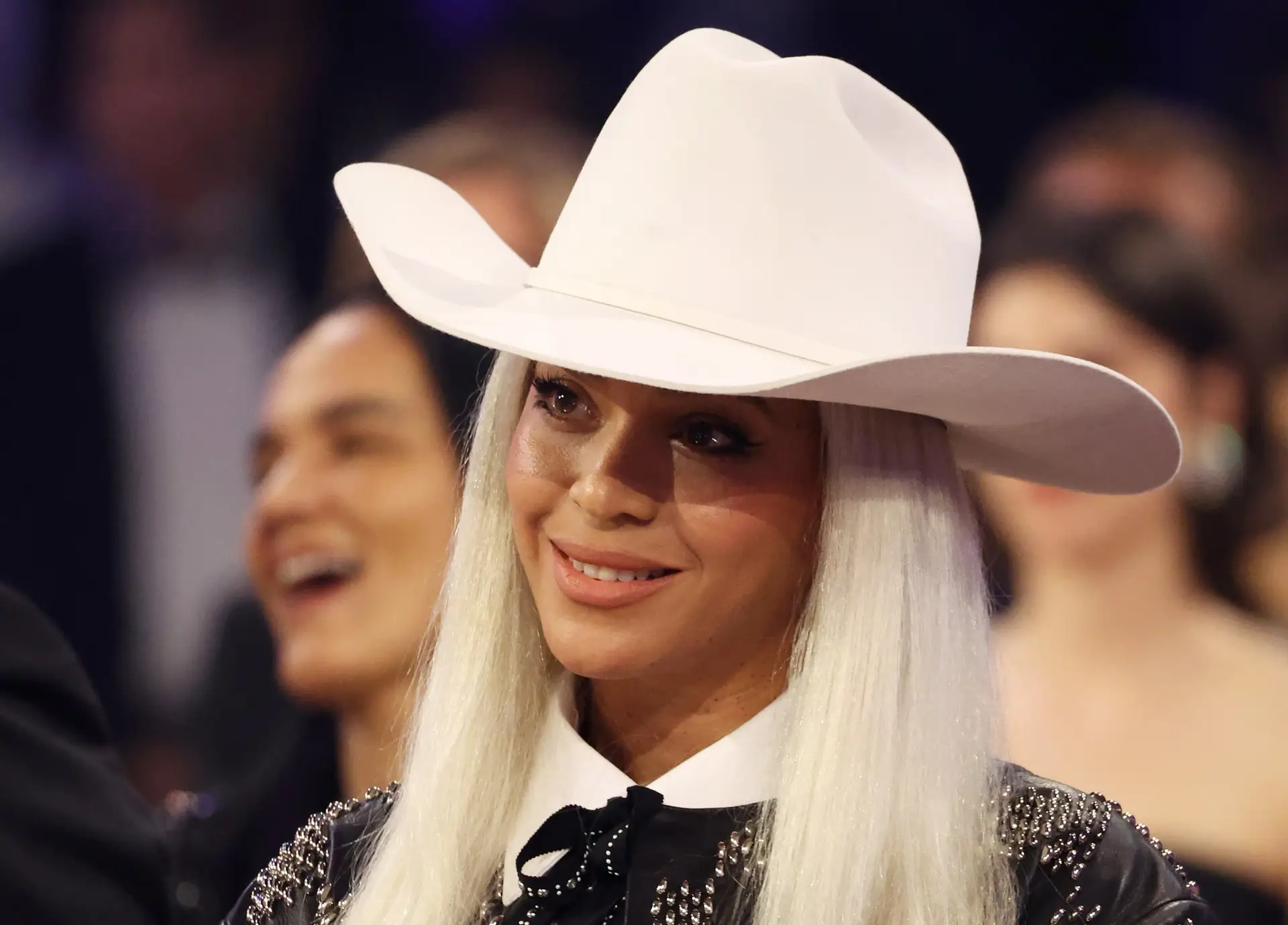 Pára tudo: Beyoncé vai lançar um disco country (e já há canções para ...