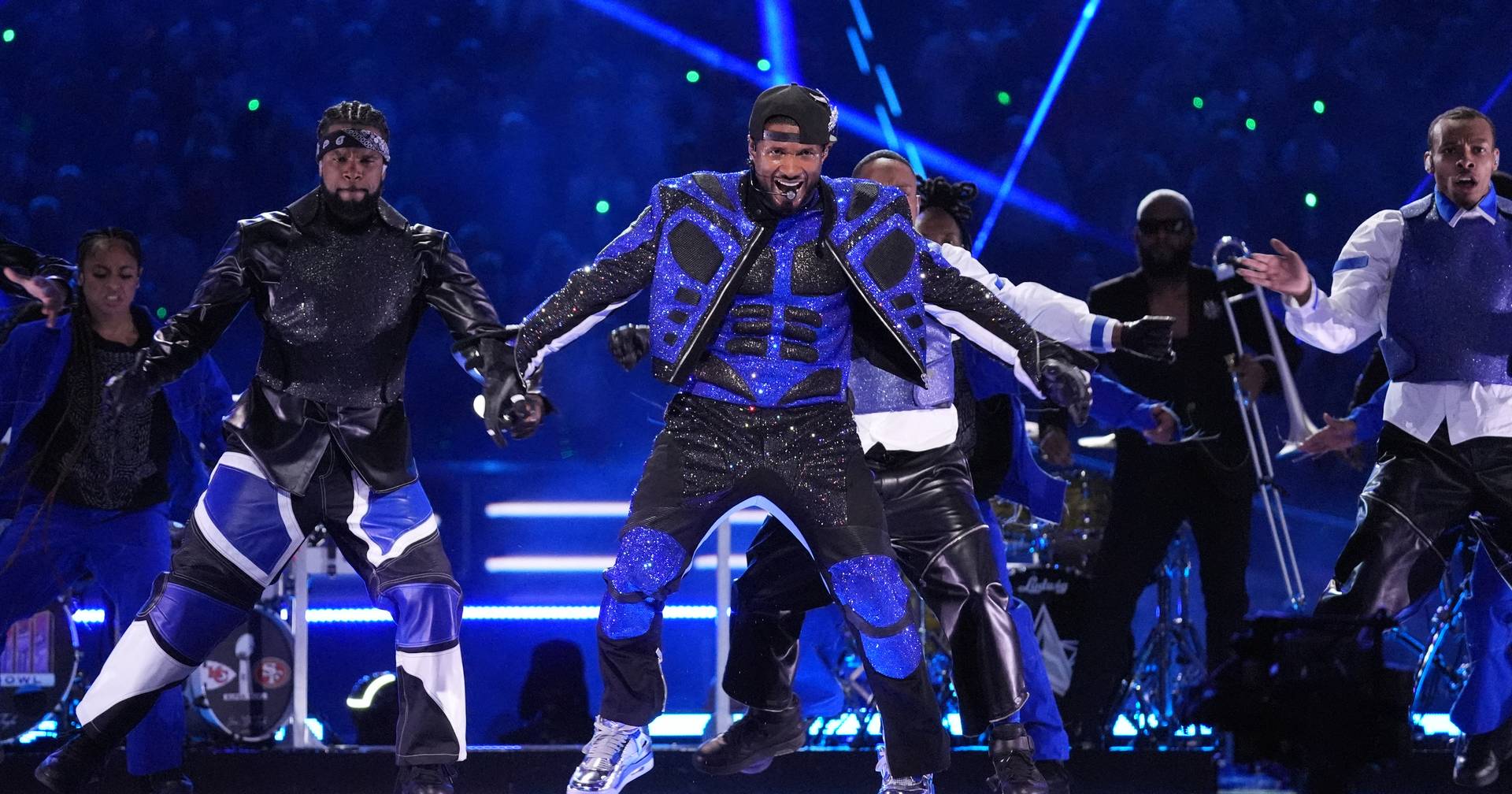 Super Bowl: os vídeos do espetáculo de Usher com Alicia Keys e outros convidados (mas sem Justin Bieber)