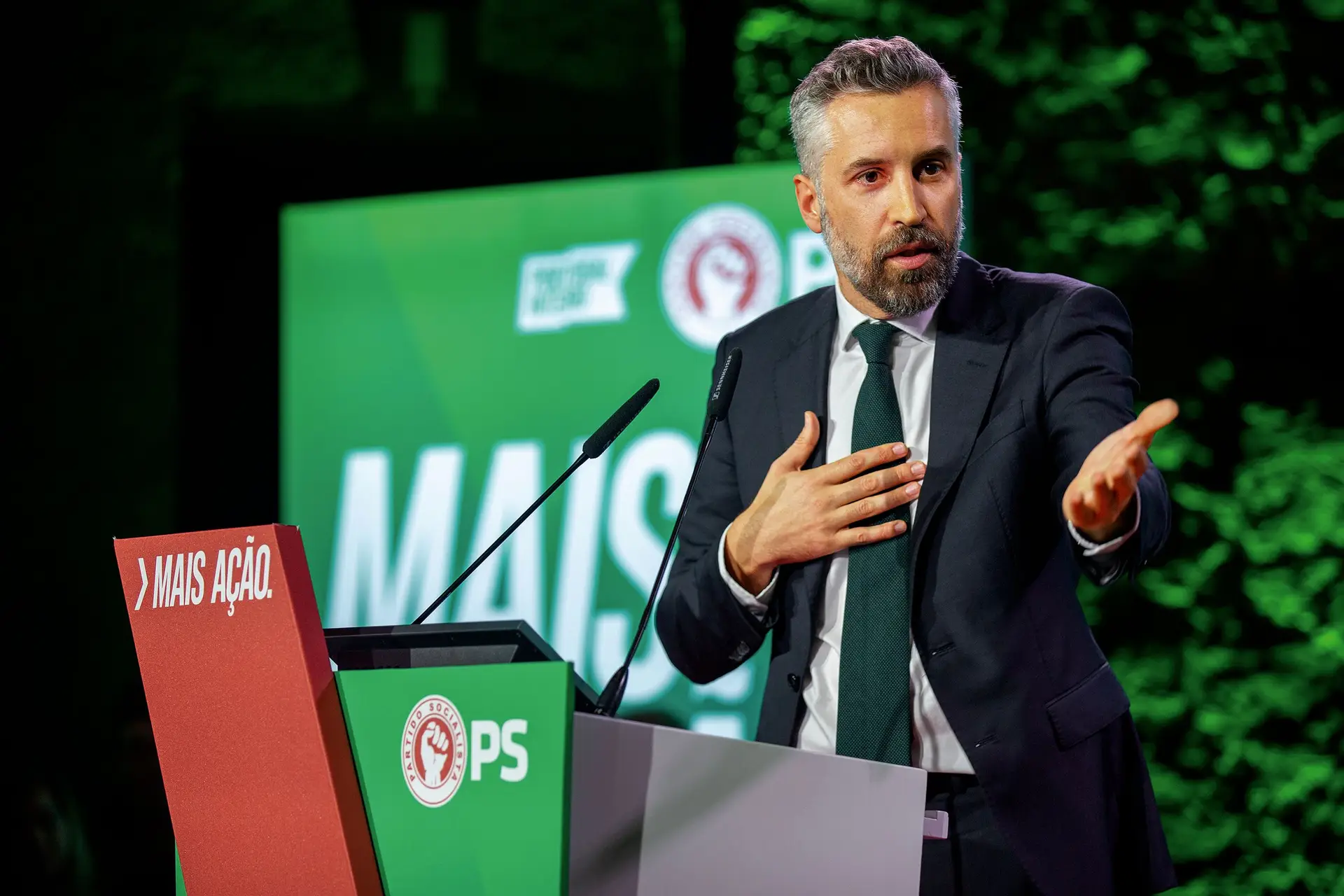 Programa do PS corta com Costa, Pedro Nuno é que não Expresso