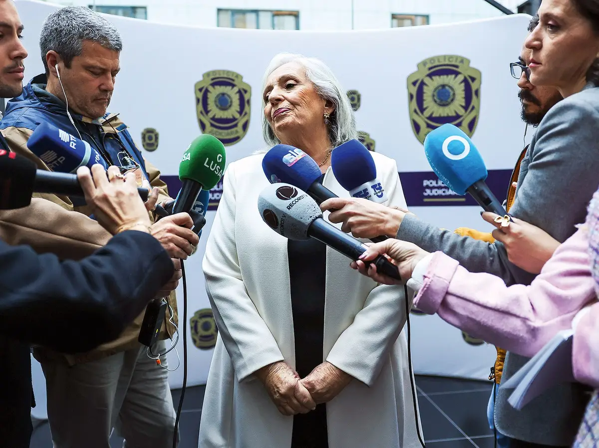 Manifesto dos 50+50 exige explicações à PGR sobre divulgação de escuta de  Galamba e Costa - Expresso