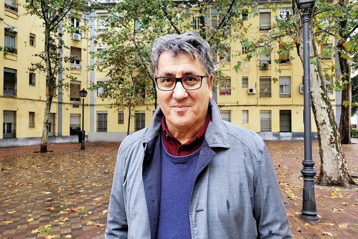 Juan Vicente Piqueras (n. 1960) foi diretor de estudos no Instituto Cervantes de Lisboa