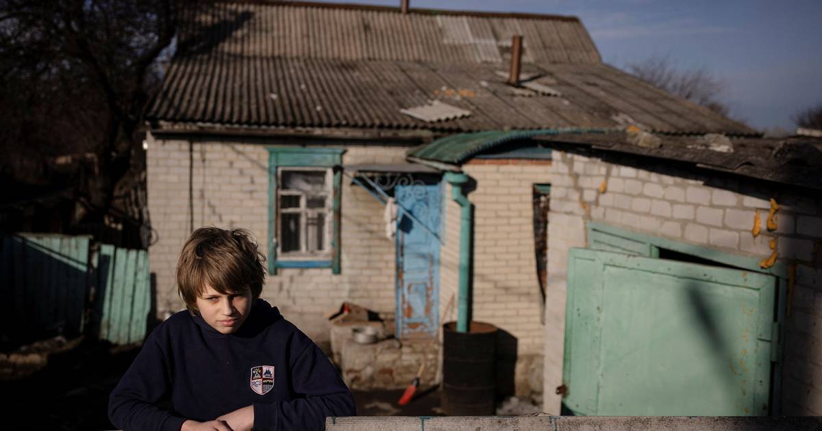 Relatório da OSCE acusa Rússia de doutrinar e militarizar 1,6 milhões de crianças ucranianas