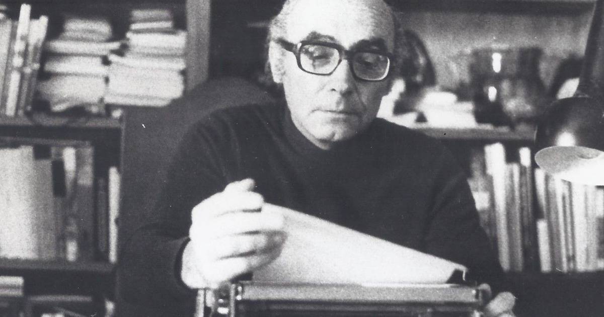 “A alternativa também é militante do PCP”, ministro responde a críticas sobre Saramago