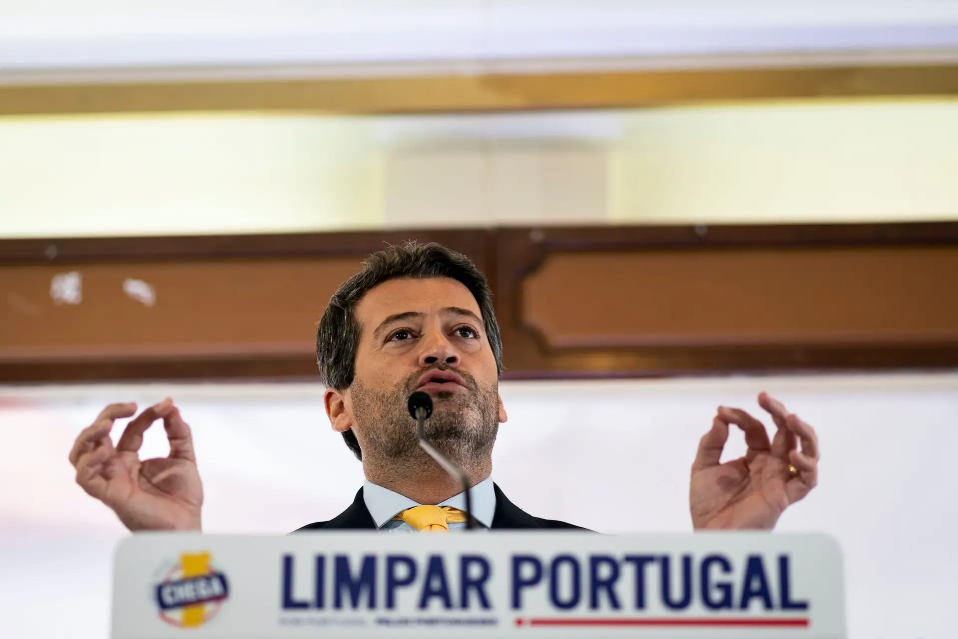 Ventura usa Passos contra Montenegro: “Ele ainda se muda para o Chega”