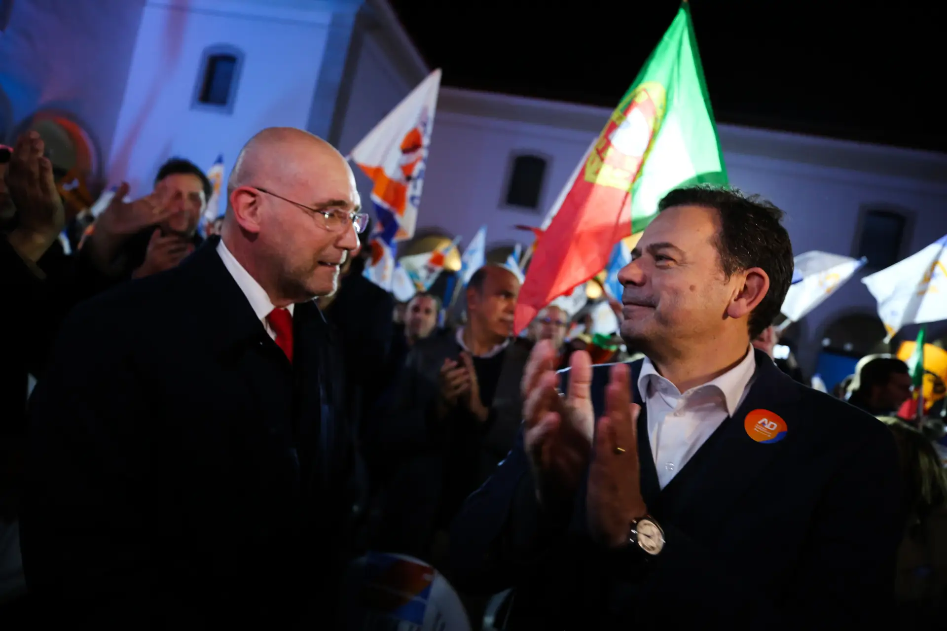 Luis Montenegro e Passos Coelho em Faro, durante a campanha para as Legislativas de 2024