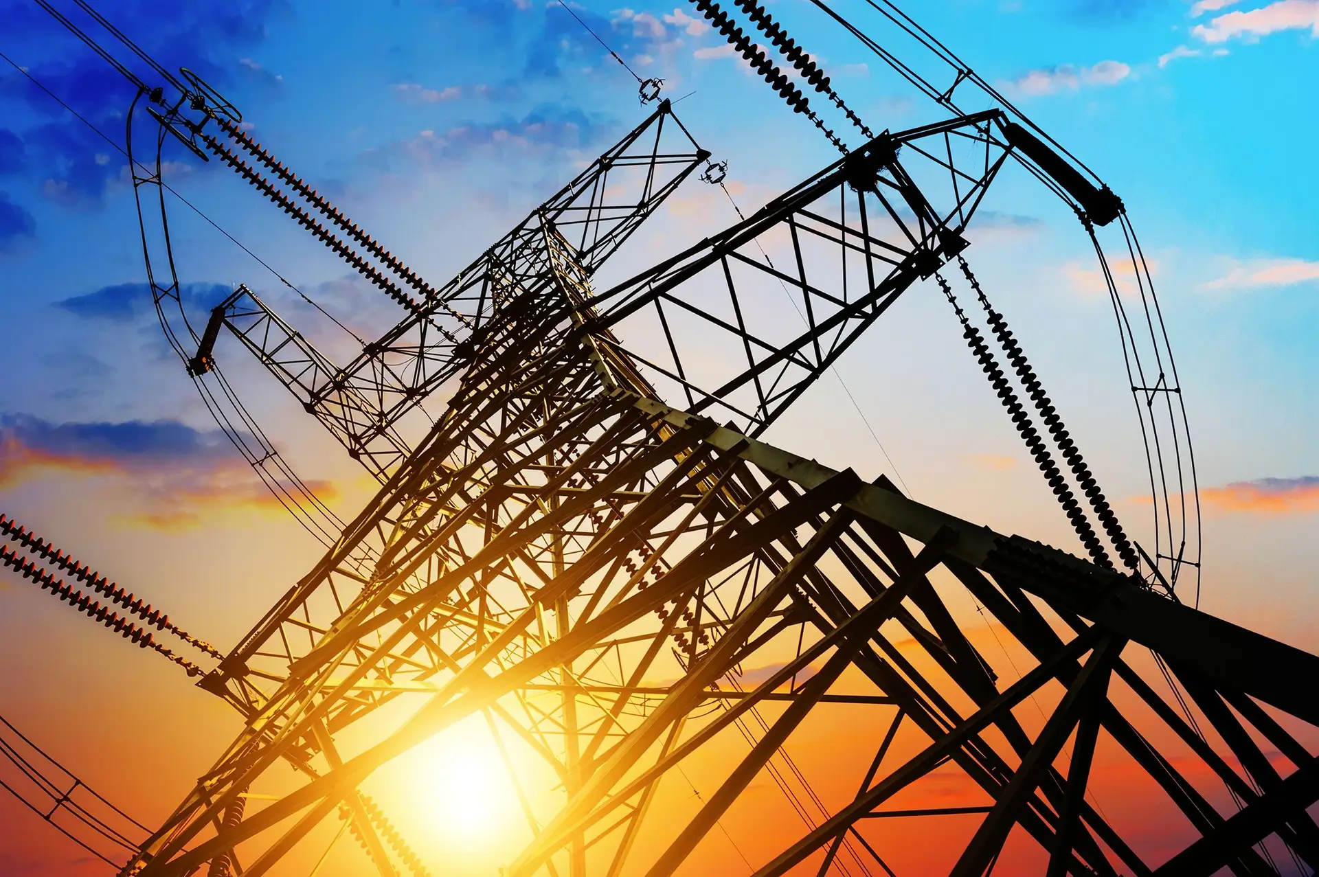 Eletricidade teve em fevereiro o mês mais barato dos últimos três anos