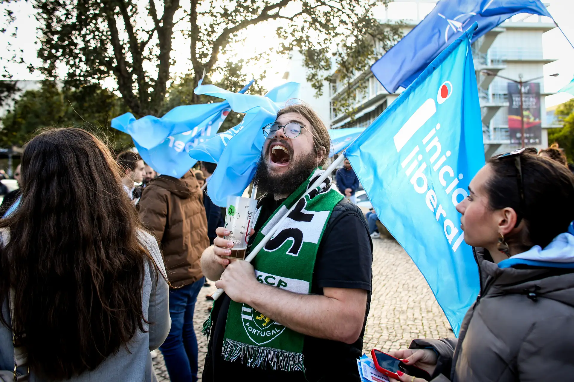 Legislativas 2024 - Rui Rocha, líder da Iniciativa Liberal em campanha pelo campus universitário em Lisboa.