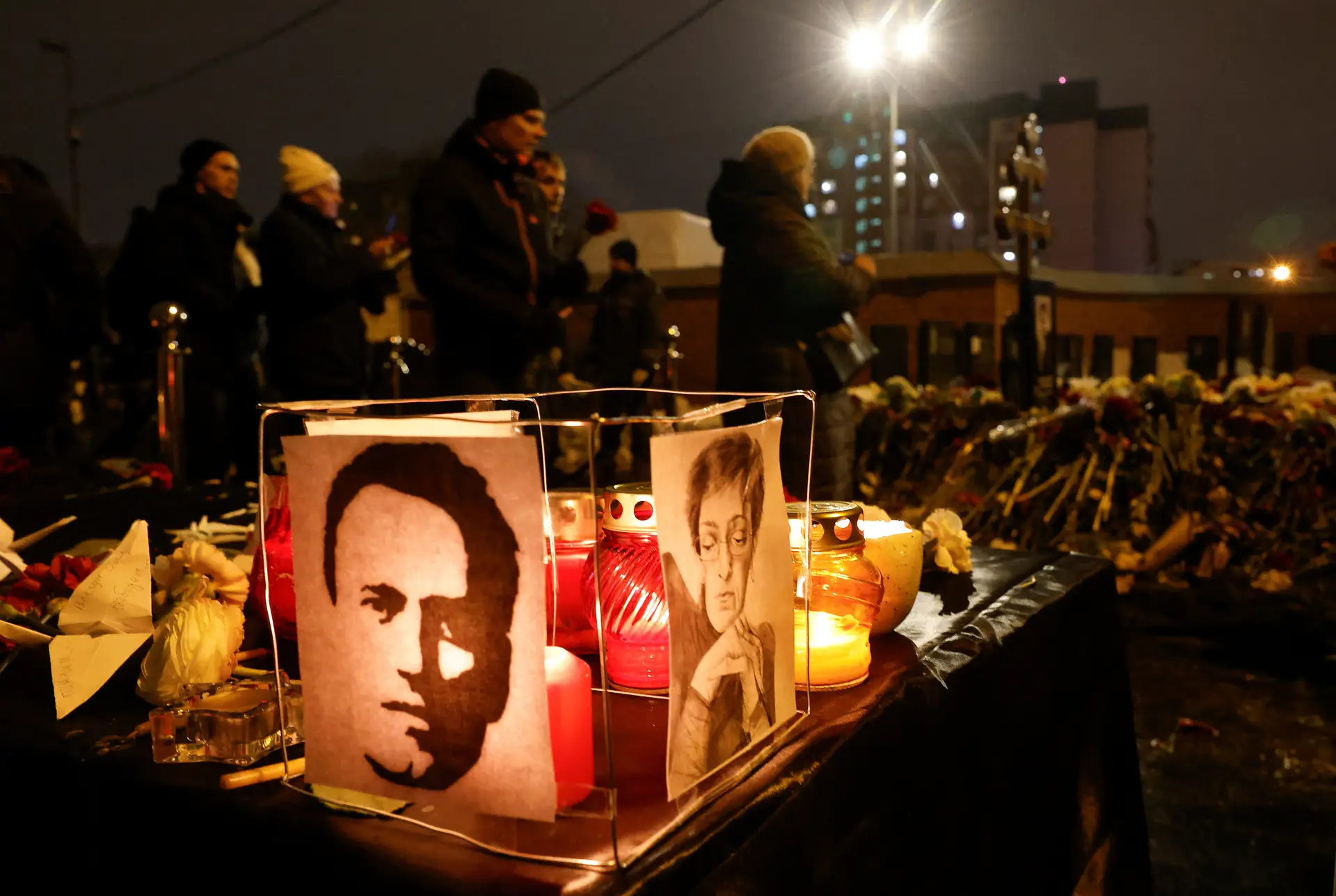 Aliado de Navalny atacado com um martelo, mulheres dinamarquesas obrigadas ao serviço militar: guerra na Ucrânia, dia 759