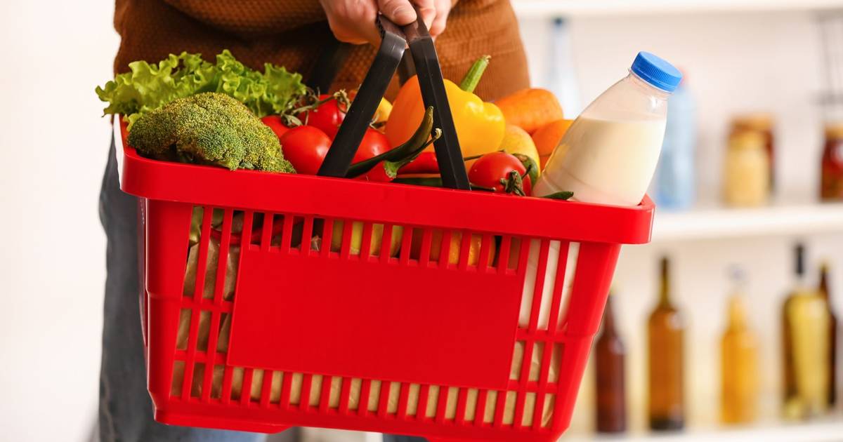 Cozinhar, poupar, aguentar: o retrato das famílias portuguesas à mesa, onde a desigualdade de género ainda tem lugar
