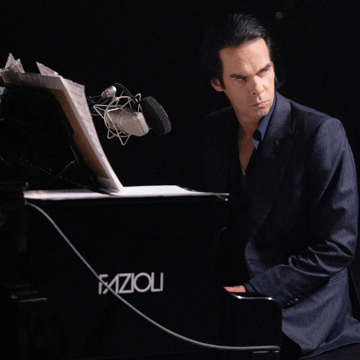 Nick Cave anuncia novo álbum com os Bad Seeds: ouça a canção de