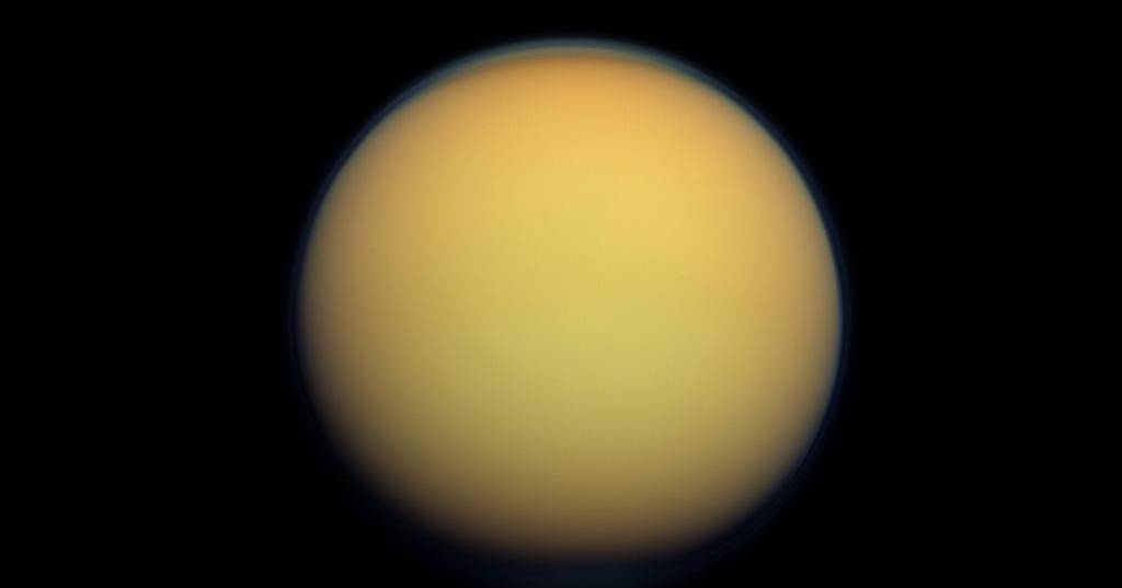 Lua de Saturno pode explicar a origem da vida: Titã, o “mundo fascinante” e “análogo à Terra primitiva”