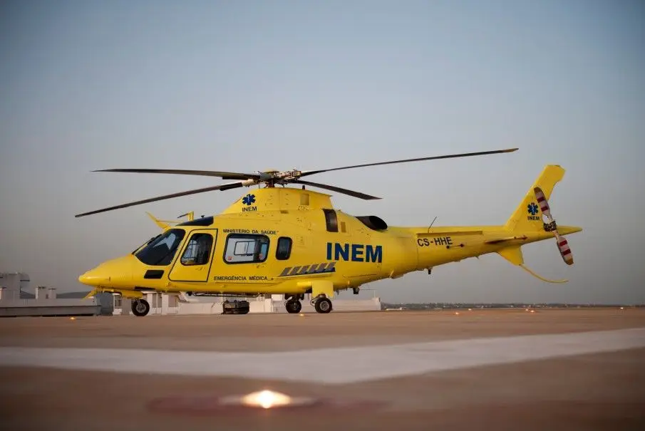 Governo critica INEM por falta de concurso público para helicópteros