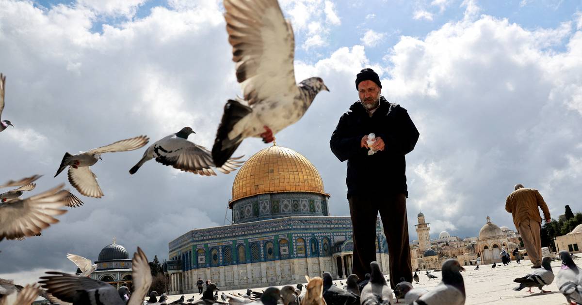 Um Ramadão triste e tenso: EUA apelam a Israel “para facilitar o acesso ao Monte do Templo para cerimónias religiosas pacíficas”