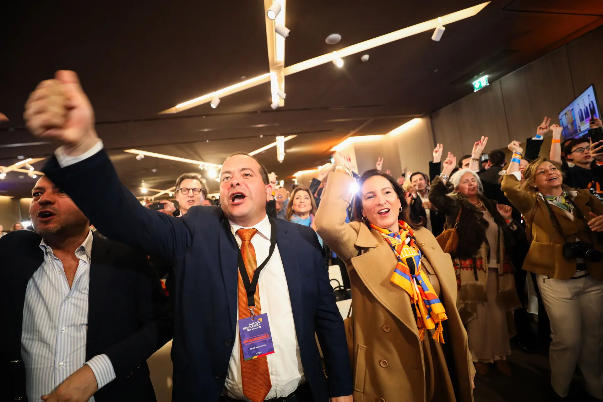 Os resultados finais, distrito a distrito: AD venceu no Porto por 1000 votos, PS em Lisboa por 9000, Chega foi 1.º em Faro