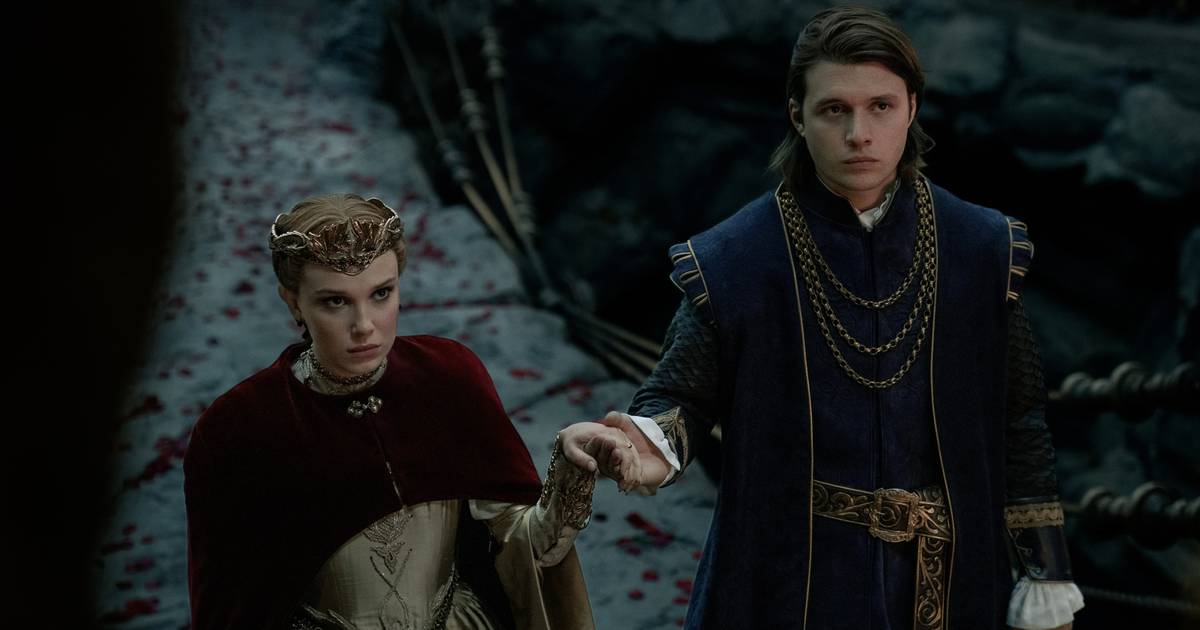 A batalha inglória de Millie Bobby Brown na nova aventura medieval da Netflix