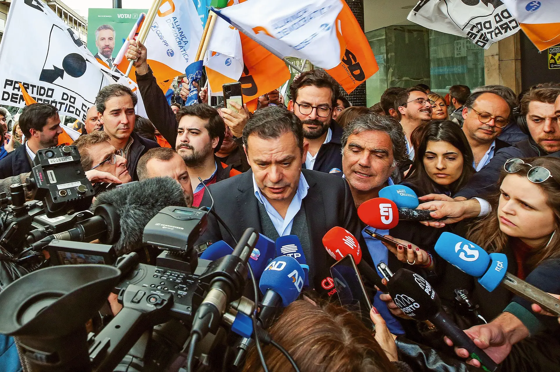 Luís Montenegro apresentou um programa eleitoral com cenários ambiciosos