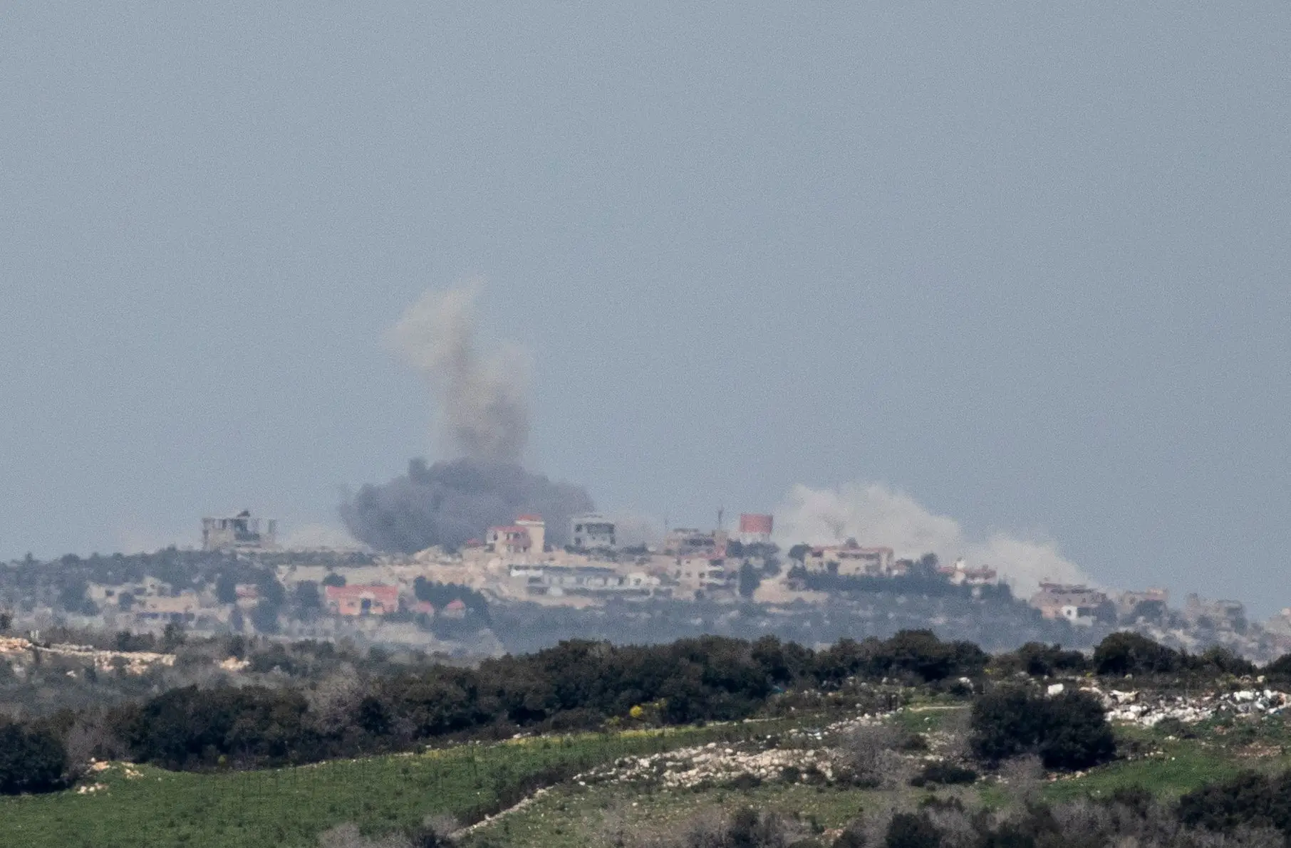 Tensão no Médio Oriente dispara, Israel ocupa e fecha redação da Al Jazeera na Palestina