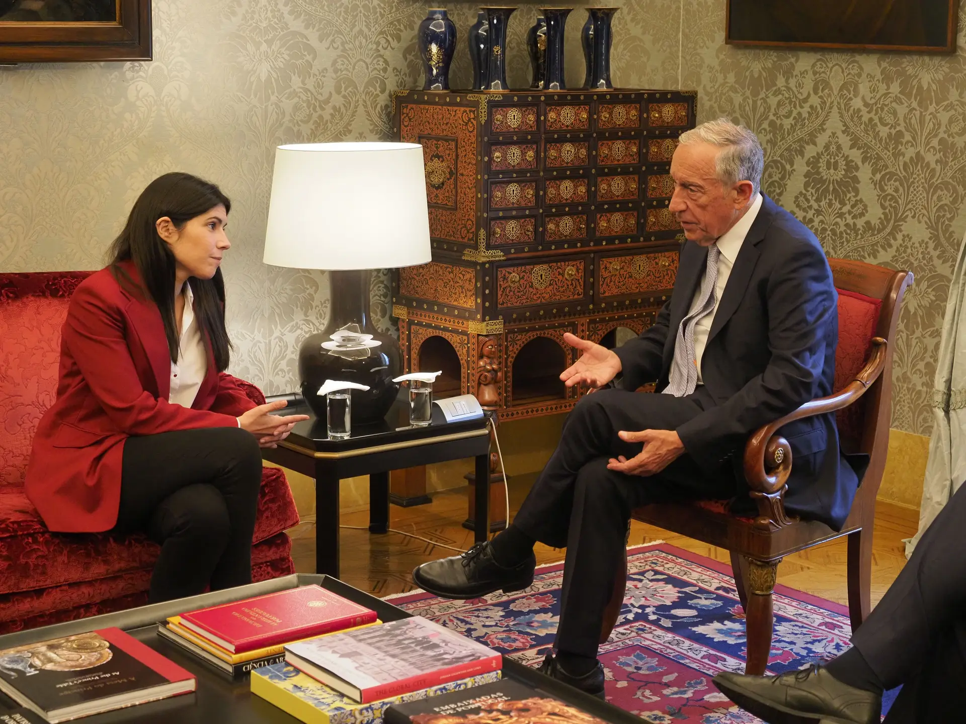 Marcelo Rebelo de Sousa recebe delegação do Bloco de Esquerda. Na foto Mariana Mortágua